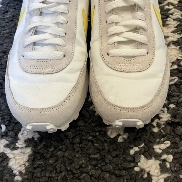 Nike Daybreak Women's Low Pale Ivory Light Citron Casual Sneakers | EUC Size 7.5 - Picture 6 of 8